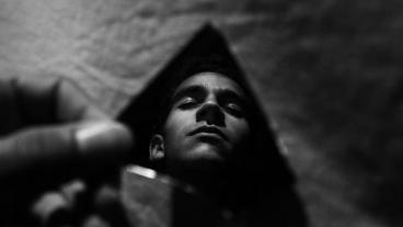 CIE, les dues cares d'un mateix mirall